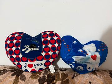 Set 2 cuscini baci perugina
