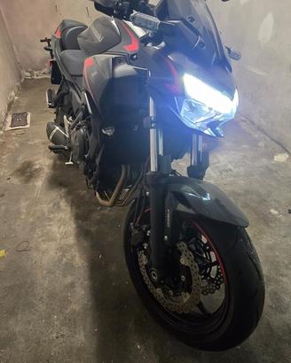 Kawasaki Z650 2023 – Depotenziata 35 kW – 1.729 km