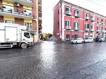 3 LOCALI A PORTICI