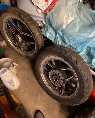 Coppia cerchi/ruote Suzuki Katana 1100