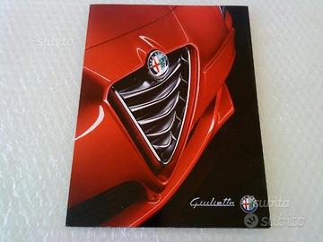 Alfa Romeo Giulietta coppia dépliant illustrativi