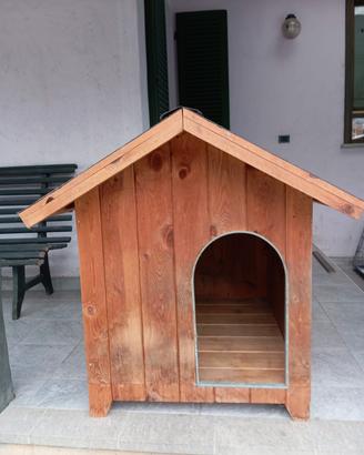CUCCIA CANE IN LEGNO COMPONIBILE CON PEDANA