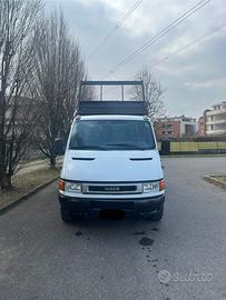 Iveco daily 35s10 2.3cc ribaltabile trilaterale