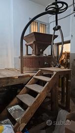 antico mulino a pietra