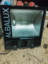 FARO DA ESTERNO SIEMENS