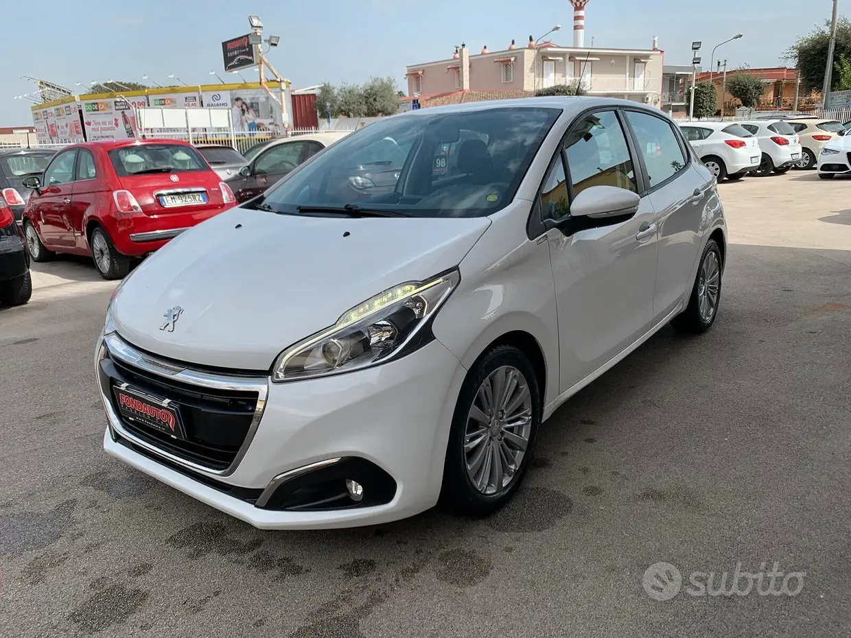 Peugeot 208 1° serie