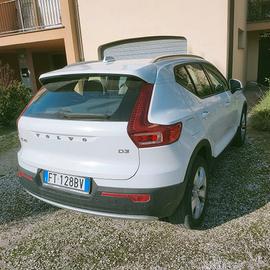 Volvo XC40 D3 150 CV
