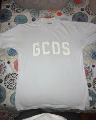 T shirt gcds