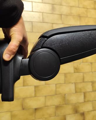 Bracciolo guidatore Opel Corsa E (2019)