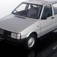 FIAT UNO SCALA 1/24 DELLA QUATTRORUOTE COLLECTION