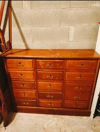 modernariato  mobile con cassetti