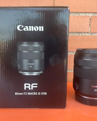 Canon RF 85mm MACRO IS STM