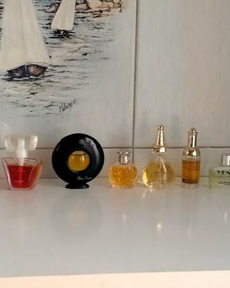 17  PROFUMI MIGNON - RARI E DA COLLEZIONE