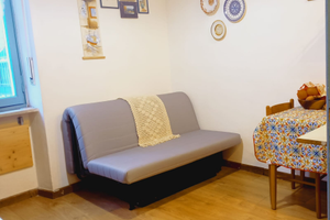 Bilocale ammobiliato in via Barbera 24