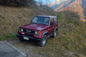 toyota lj70 autocarro