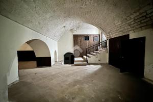 BOX A CEGLIE MESSAPICA