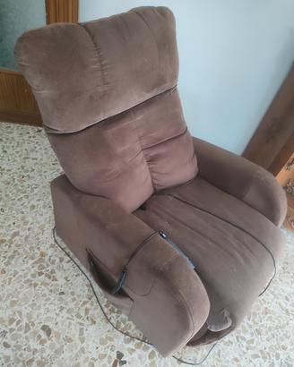 Poltrona relax con telecomando 