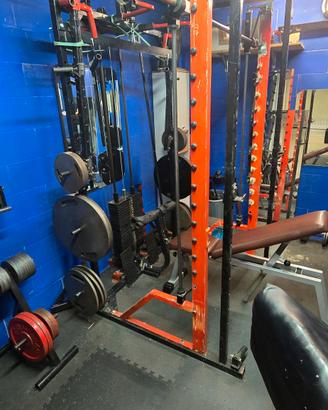 Home Gym / rack / pendulum / panca / pesi / fitnes