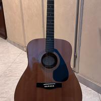 Chitarra yamaha