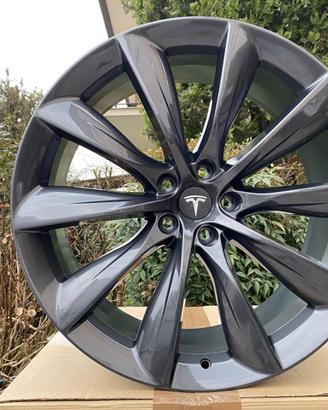 CERCHI 21 - 22 TESLA MADE IN GERMANY