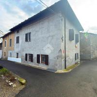 CASA SEMINDIPENDENTE A GIAVENO