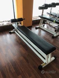 panca per addominali TECHNOGYM