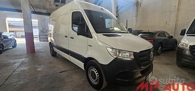 Mercedes-Benz eSprinter furgone 41kWh 4 batt....