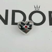 Pandora Disney Charm Il Bacio di Mickey e Minnie