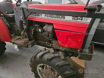 trattore massey ferguson