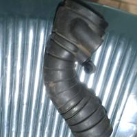 Tubo aspirazione auto