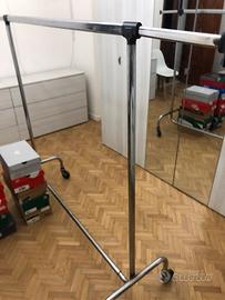 Appendiabiti da fiera