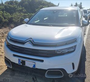 Permuto c5 aircross con suv a gpl