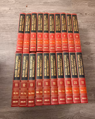 Nuova enciclopedia Internazionale - 20 volumi -