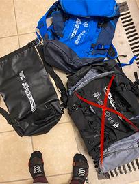 Zaini arena impermeabile e zaino con molte tasche