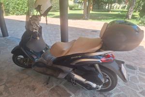 Piaggio Beverly 400