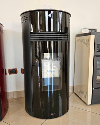 Stufa a PELLET marca SUPERIOR con vetro frontale