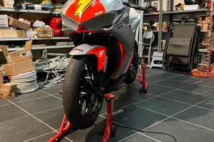 Yamaha r3 pronto pista
