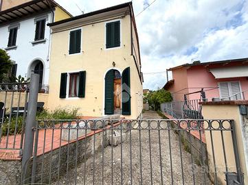CASA INDIPENDENTE A PISTOIA