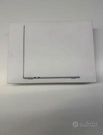 Macbook air 13 pollici M3 2024