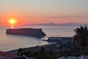 Monolocale vista mare con giardino Calabria