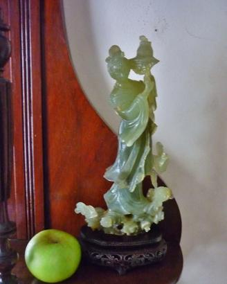 Statua cinese vintage in giada - figura femminile