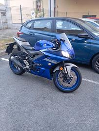 Yamaha r3 Modello ABS