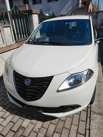 Lancia Ypsilon neopatentati 