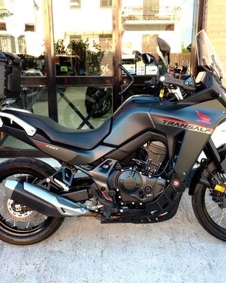 Honda XL 750 Transalp 2024 - FINANZIABILE