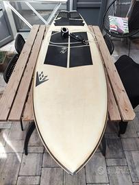 Surfboard machado