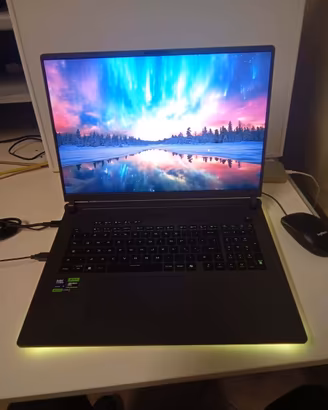 Asus ROG Strix G18 (2025) G815LR