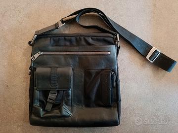 Tracolla da uomo Piquadro.