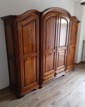 Armadio in legno 4 ante