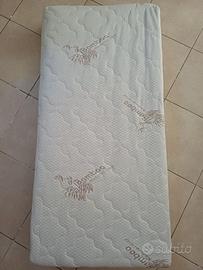 materasso + coprimaterasso per lettino