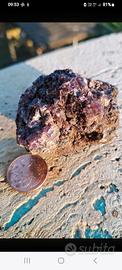 Minerale fluorite viola